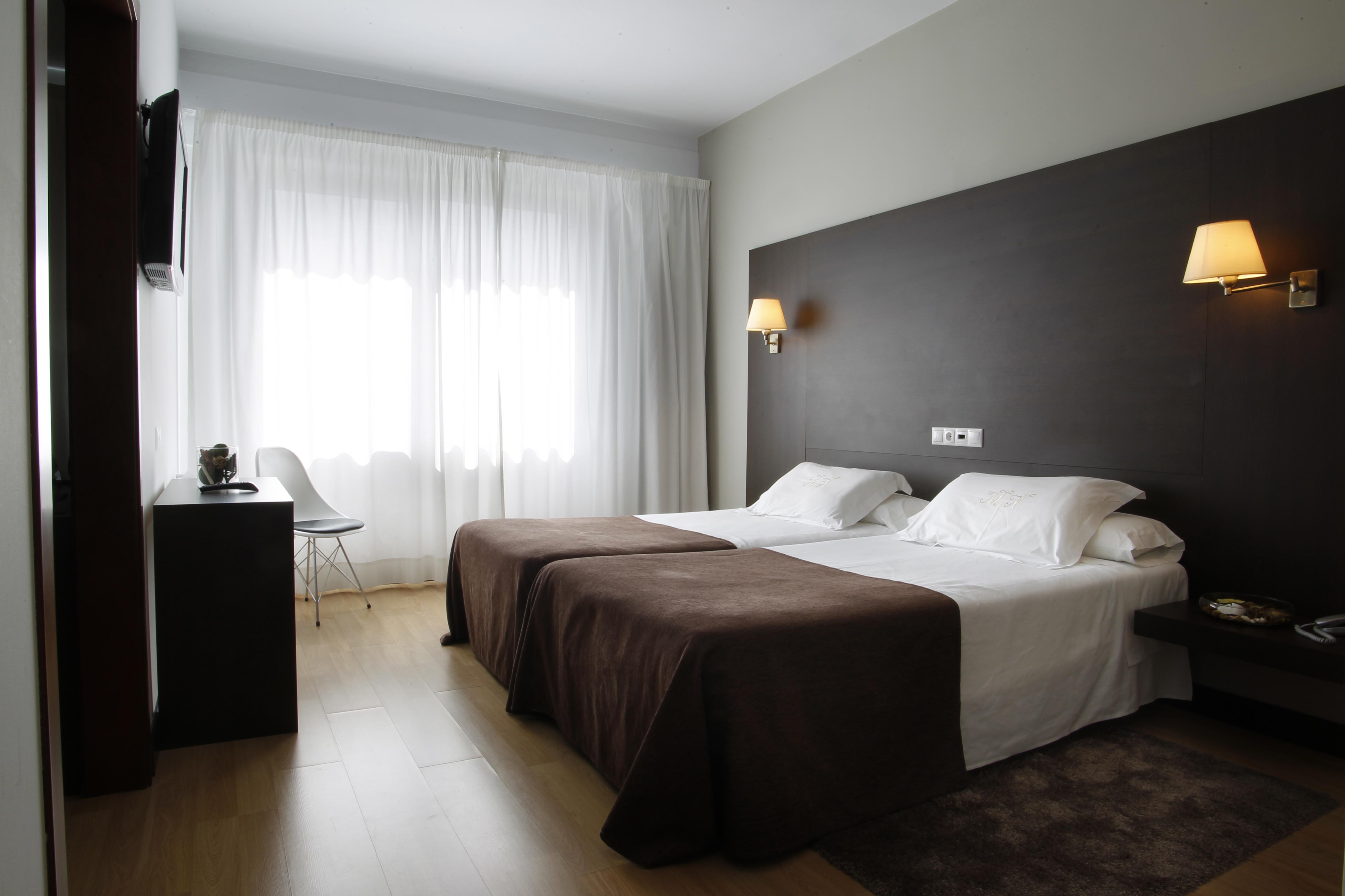 Hotel Mendez Nunez Lugo Eksteriør bilde