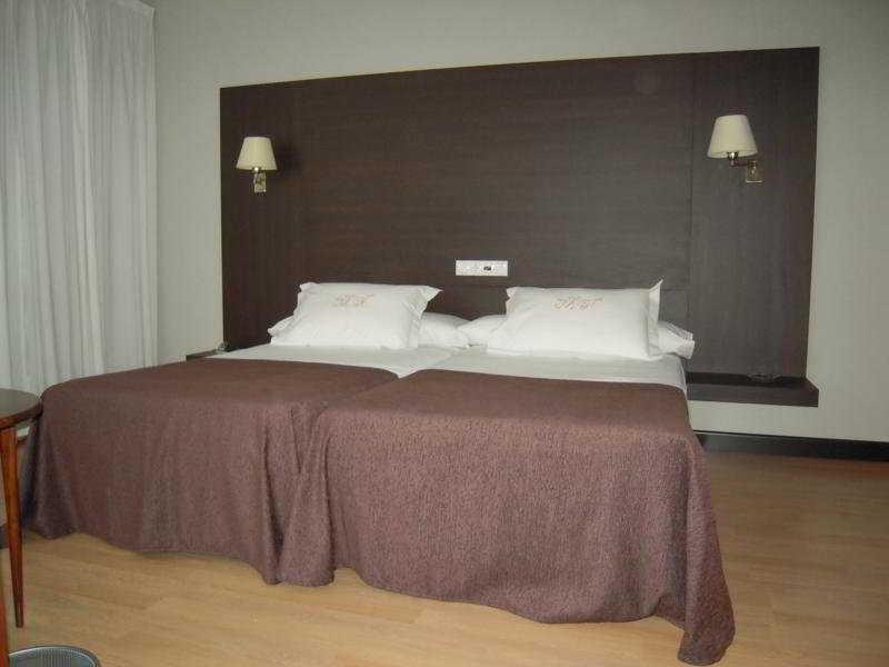 Hotel Mendez Nunez Lugo Eksteriør bilde